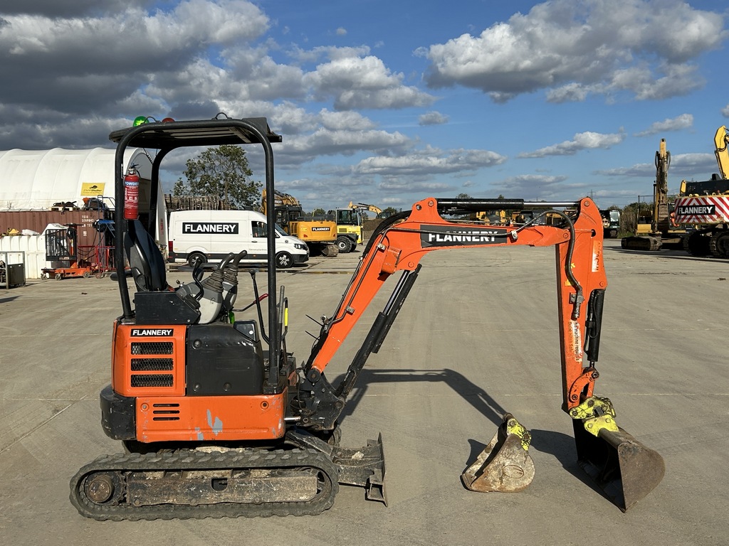 HITACHI ZX19U-5A