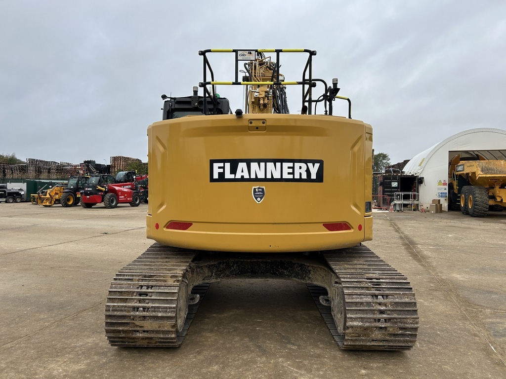 CAT 325