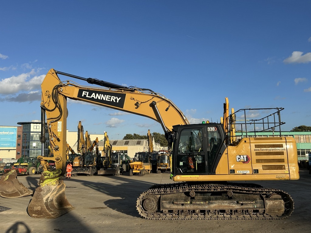 2021 CAT 330